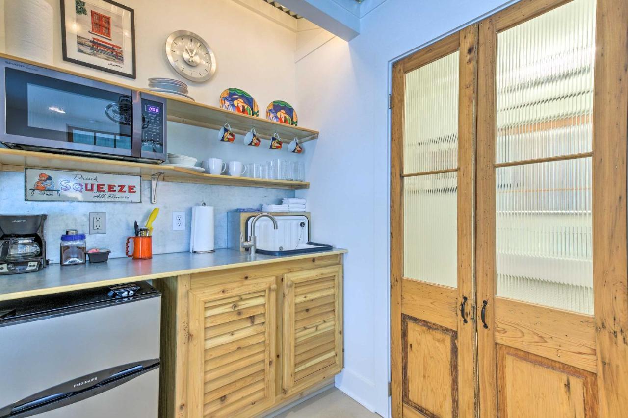 Walk To Beach From Chic Old Town Apartment With Yard Bay St. Louis Exterior foto